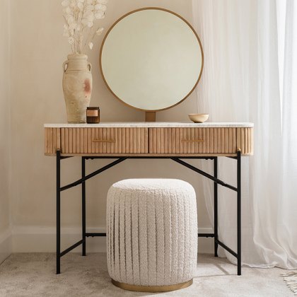 Reed Pleated Stool Reed Pleated Stool